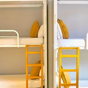 https://sun-moon-hostel.topbarcelonahotels.com